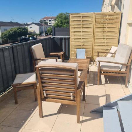 Duplex Familial Proche Gare Et Hyper Centre Ville Villepreux Buitenkant foto