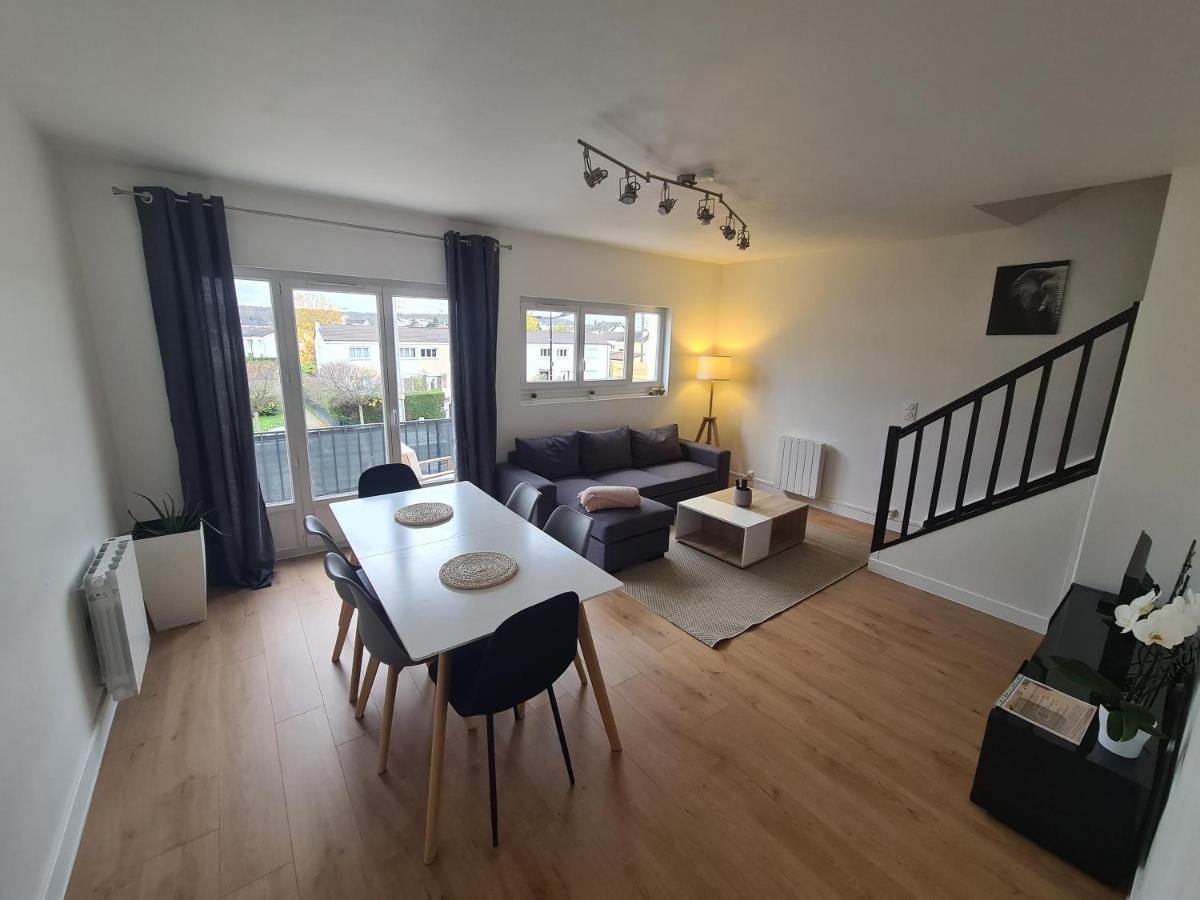 Duplex Familial Proche Gare Et Hyper Centre Ville Villepreux Buitenkant foto